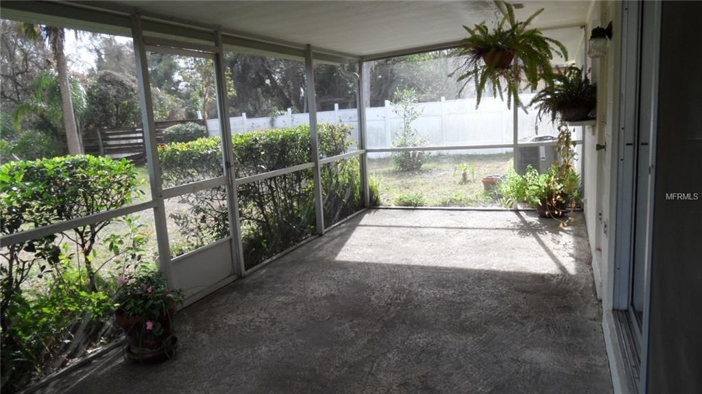 1935 HEWETT LANE, MAITLAND, Florida 32751, 3 Bedrooms Bedrooms, 9 Rooms Rooms,2 BathroomsBathrooms,Residential,For sale,HEWETT,O5557938