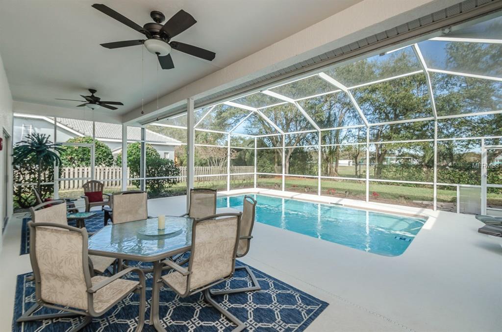 3018 HOMESTEAD COURT, CLEARWATER, Florida 33759, 4 Bedrooms Bedrooms, 8 Rooms Rooms,2 BathroomsBathrooms,Residential,For sale,HOMESTEAD,U7846930