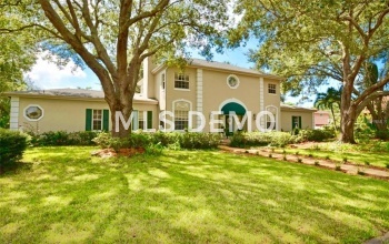 7300 2ND AVENUE S, ST PETERSBURG, Florida 33707, 5 Bedrooms Bedrooms, 9 Rooms Rooms,4 BathroomsBathrooms,Residential,For sale,2ND,U7819457