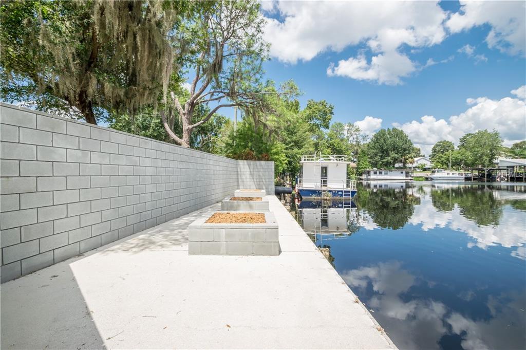 160 LAKEVIEW DRIVE, HAINES CITY, Florida 33844, 3 Bedrooms Bedrooms, 7 Rooms Rooms,2 BathroomsBathrooms,Residential,For sale,LAKEVIEW,P4716806