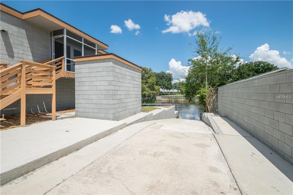 160 LAKEVIEW DRIVE, HAINES CITY, Florida 33844, 3 Bedrooms Bedrooms, 7 Rooms Rooms,2 BathroomsBathrooms,Residential,For sale,LAKEVIEW,P4716806