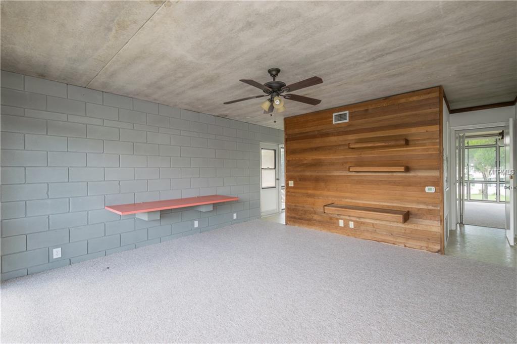 160 LAKEVIEW DRIVE, HAINES CITY, Florida 33844, 3 Bedrooms Bedrooms, 7 Rooms Rooms,2 BathroomsBathrooms,Residential,For sale,LAKEVIEW,P4716806