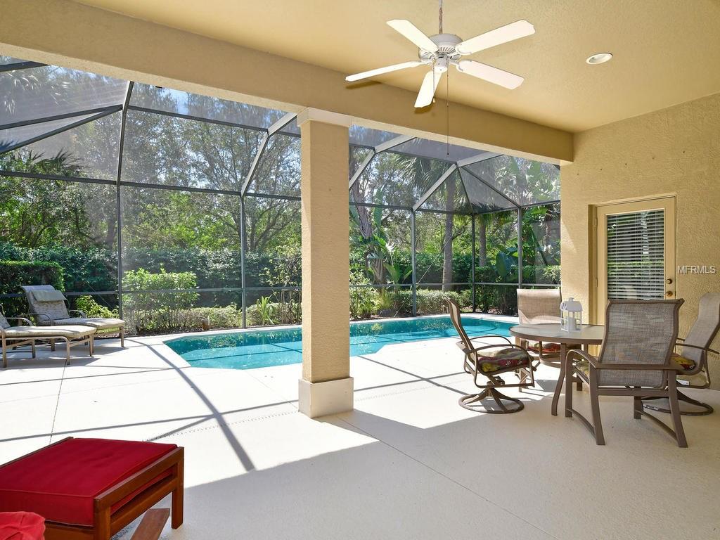 9806 PORTSIDE TERRACE, BRADENTON, Florida 34212, 2 Bedrooms Bedrooms, 6 Rooms Rooms,2 BathroomsBathrooms,Residential,For sale,PORTSIDE,A4196545