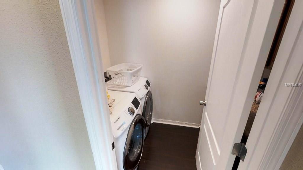 121 JAMES CIRCLE, LAKE ALFRED, Florida 33850, 6 Bedrooms Bedrooms, 10 Rooms Rooms,3 BathroomsBathrooms,Residential,For sale,JAMES,O5551735