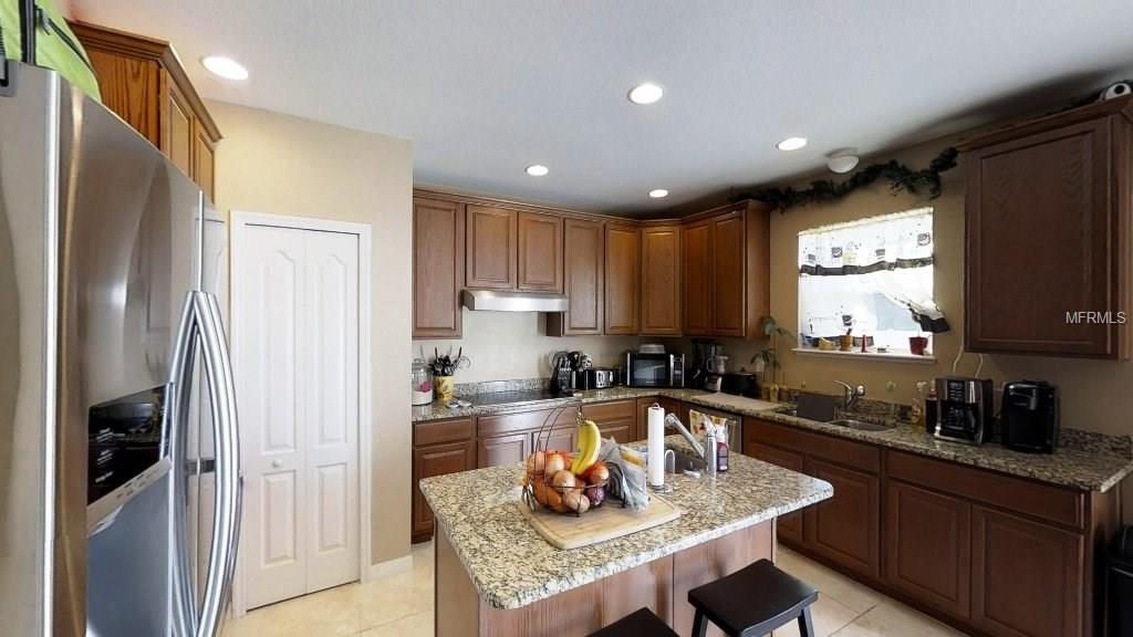 121 JAMES CIRCLE, LAKE ALFRED, Florida 33850, 6 Bedrooms Bedrooms, 10 Rooms Rooms,3 BathroomsBathrooms,Residential,For sale,JAMES,O5551735