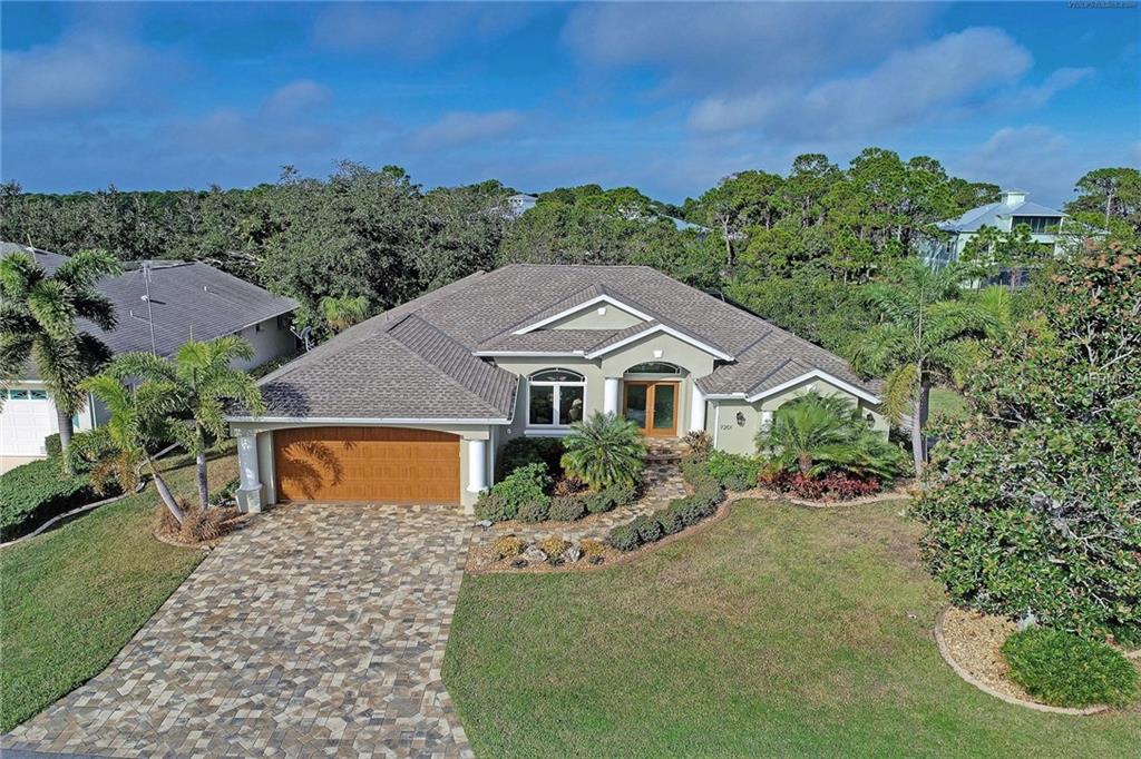 7201 WATERS WAY, ENGLEWOOD, Florida 34224, 3 Bedrooms Bedrooms, 10 Rooms Rooms,2 BathroomsBathrooms,Residential,For sale,WATERS,D5922056