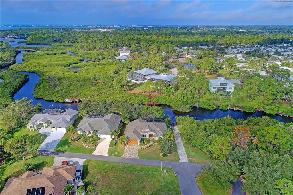 7201 WATERS WAY, ENGLEWOOD, Florida 34224, 3 Bedrooms Bedrooms, 10 Rooms Rooms,2 BathroomsBathrooms,Residential,For sale,WATERS,D5922056