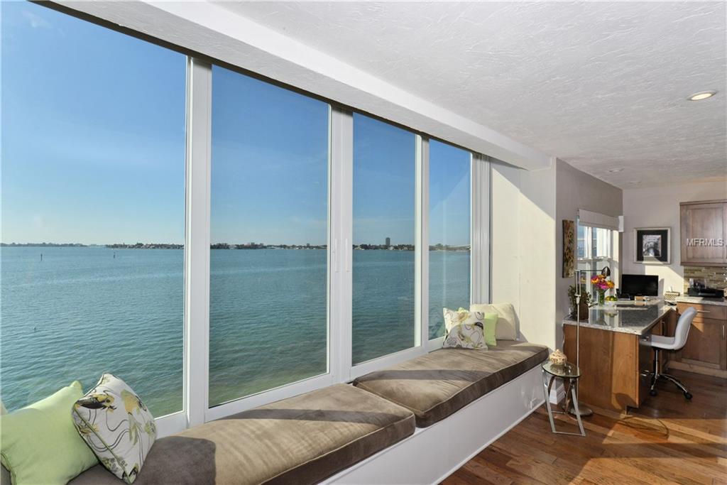 400 GOLDEN GATE POINT, SARASOTA, Florida 34236, 2 Bedrooms Bedrooms, 5 Rooms Rooms,2 BathroomsBathrooms,Residential,For sale,GOLDEN GATE,A4205992