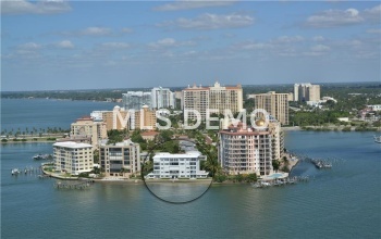 400 GOLDEN GATE POINT, SARASOTA, Florida 34236, 2 Bedrooms Bedrooms, 5 Rooms Rooms,2 BathroomsBathrooms,Residential,For sale,GOLDEN GATE,A4205992