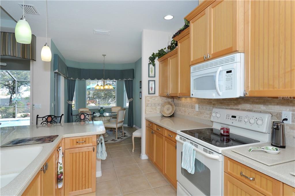 6968 TALON BAY DRIVE, NORTH PORT, Florida 34287, 2 Bedrooms Bedrooms, 8 Rooms Rooms,2 BathroomsBathrooms,Residential,For sale,TALON BAY,N5915845