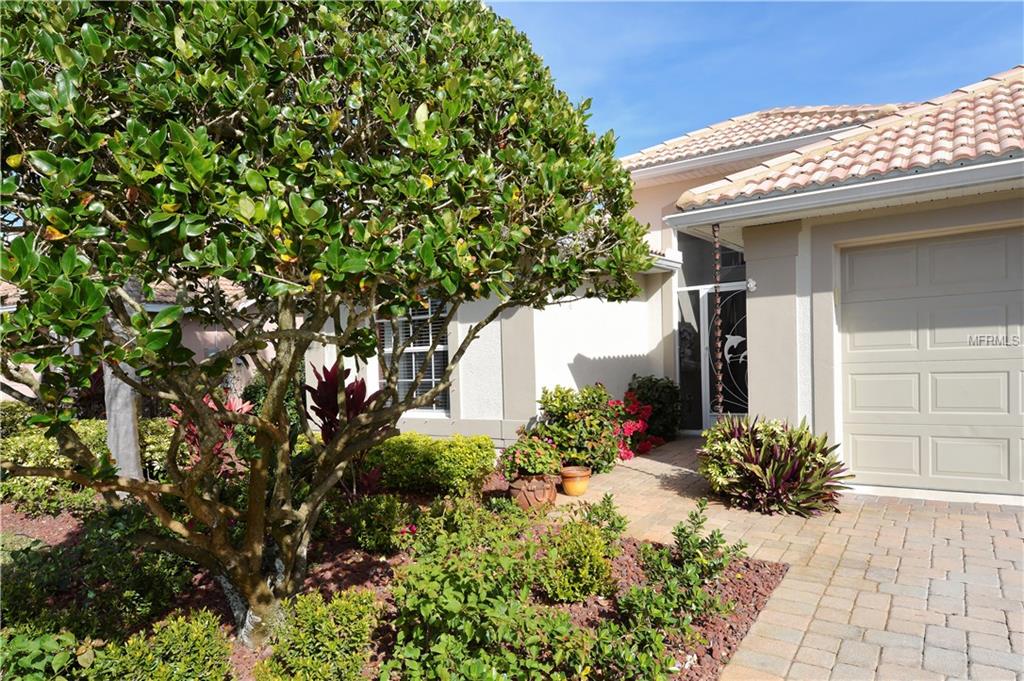 6968 TALON BAY DRIVE, NORTH PORT, Florida 34287, 2 Bedrooms Bedrooms, 8 Rooms Rooms,2 BathroomsBathrooms,Residential,For sale,TALON BAY,N5915845