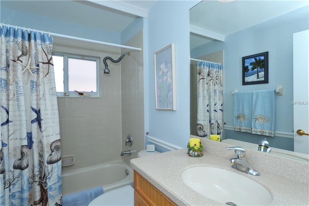 6968 TALON BAY DRIVE, NORTH PORT, Florida 34287, 2 Bedrooms Bedrooms, 8 Rooms Rooms,2 BathroomsBathrooms,Residential,For sale,TALON BAY,N5915845