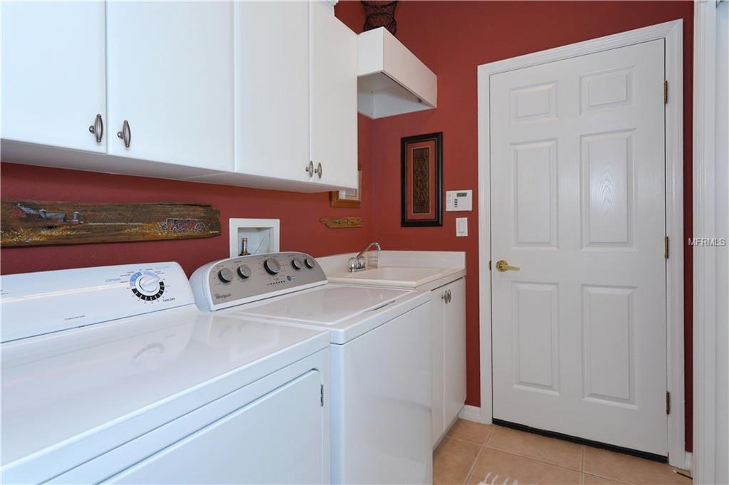 6968 TALON BAY DRIVE, NORTH PORT, Florida 34287, 2 Bedrooms Bedrooms, 8 Rooms Rooms,2 BathroomsBathrooms,Residential,For sale,TALON BAY,N5915845