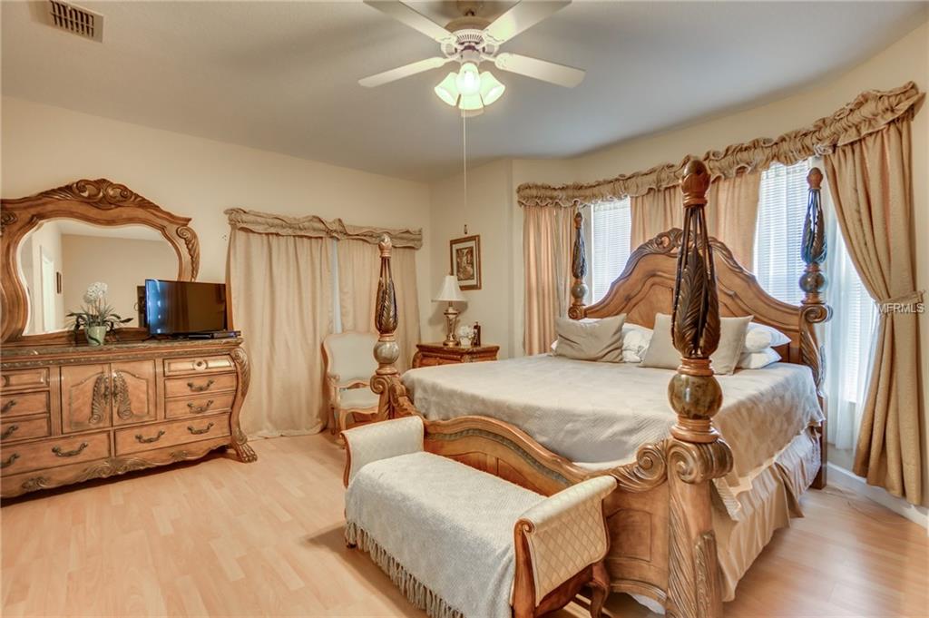 2620 HOFFMAN DRIVE, ORLANDO, Florida 32837, 4 Bedrooms Bedrooms, 10 Rooms Rooms,2 BathroomsBathrooms,Residential,For sale,HOFFMAN,O5557943