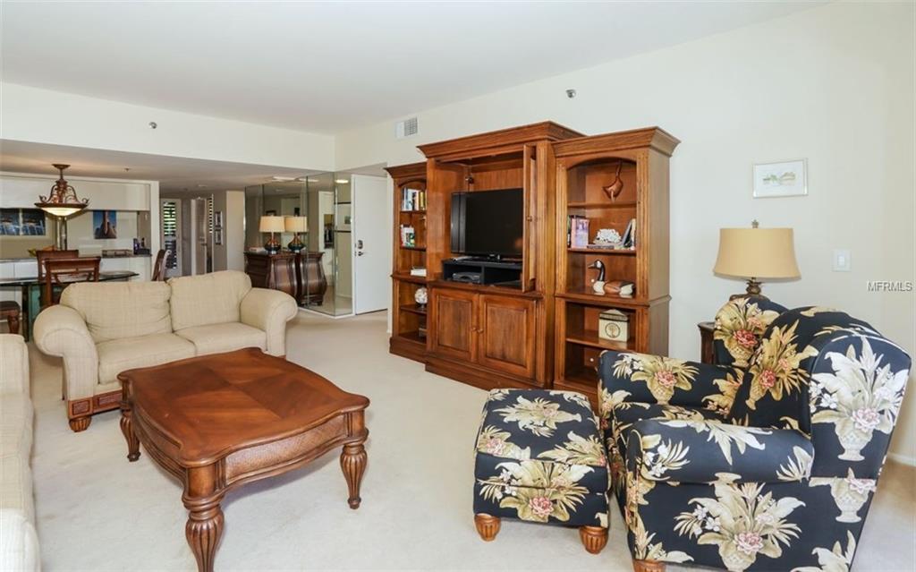1115 GULF OF MEXICO DRIVE, LONGBOAT KEY, Florida 34228, 2 Bedrooms Bedrooms, 4 Rooms Rooms,2 BathroomsBathrooms,Residential,For sale,GULF OF MEXICO,A4208520
