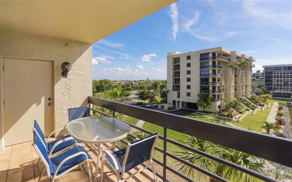 1115 GULF OF MEXICO DRIVE, LONGBOAT KEY, Florida 34228, 2 Bedrooms Bedrooms, 4 Rooms Rooms,2 BathroomsBathrooms,Residential,For sale,GULF OF MEXICO,A4208520