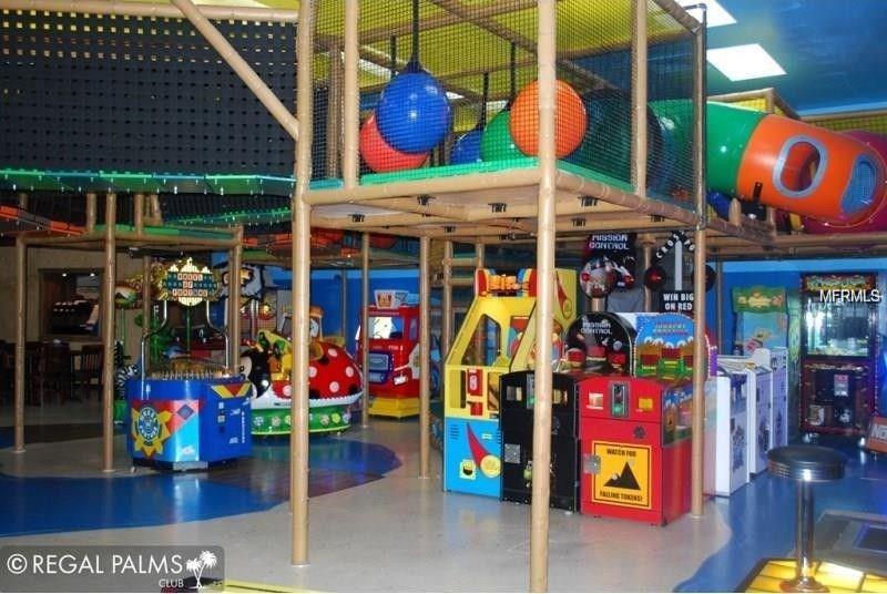 718 VERONA AVENUE, DAVENPORT, Florida 33897, 4 Bedrooms Bedrooms, 7 Rooms Rooms,3 BathroomsBathrooms,Residential,For sale,VERONA,O5561395