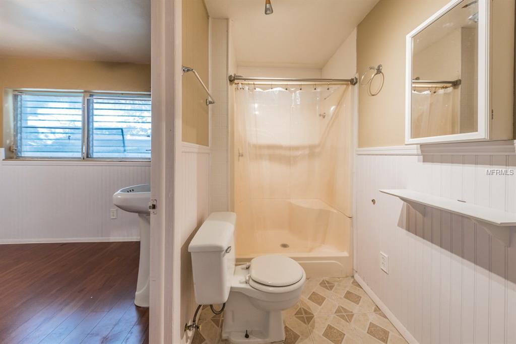 3402 FLORAL DRIVE, LARGO, Florida 33771, 4 Bedrooms Bedrooms, 6 Rooms Rooms,3 BathroomsBathrooms,Residential,For sale,FLORAL,U7847376