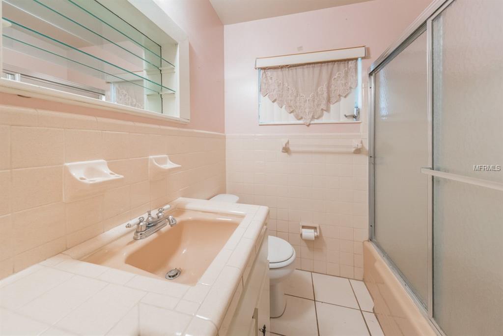 3402 FLORAL DRIVE, LARGO, Florida 33771, 4 Bedrooms Bedrooms, 6 Rooms Rooms,3 BathroomsBathrooms,Residential,For sale,FLORAL,U7847376