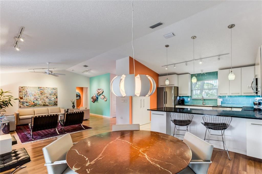 658 CLARK COURT, MOUNT DORA, Florida 32757, 3 Bedrooms Bedrooms, 7 Rooms Rooms,2 BathroomsBathrooms,Residential,For sale,CLARK,G4852792