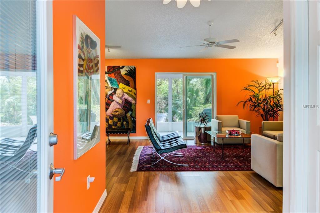 658 CLARK COURT, MOUNT DORA, Florida 32757, 3 Bedrooms Bedrooms, 7 Rooms Rooms,2 BathroomsBathrooms,Residential,For sale,CLARK,G4852792