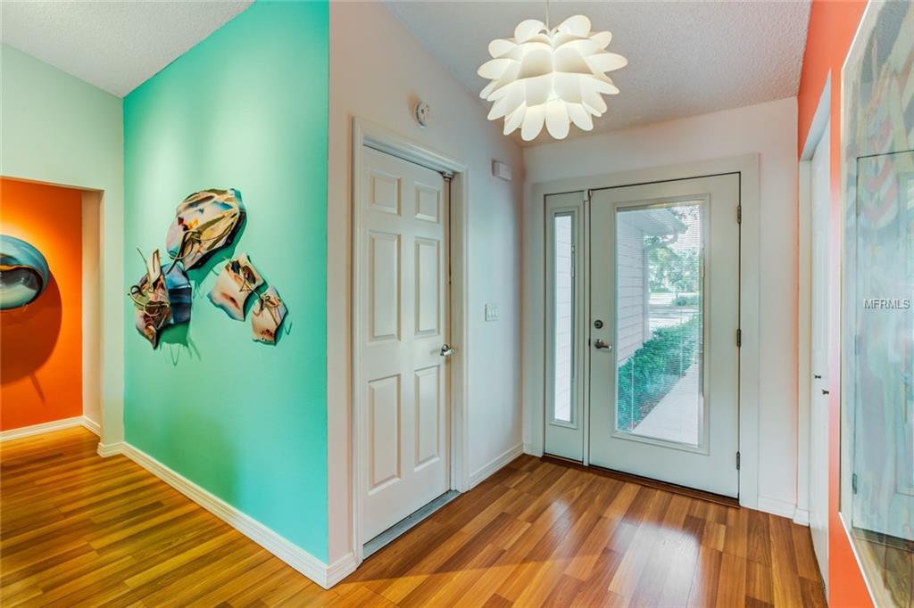 658 CLARK COURT, MOUNT DORA, Florida 32757, 3 Bedrooms Bedrooms, 7 Rooms Rooms,2 BathroomsBathrooms,Residential,For sale,CLARK,G4852792