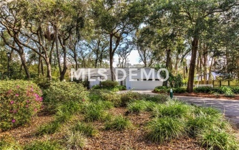 658 CLARK COURT, MOUNT DORA, Florida 32757, 3 Bedrooms Bedrooms, 7 Rooms Rooms,2 BathroomsBathrooms,Residential,For sale,CLARK,G4852792