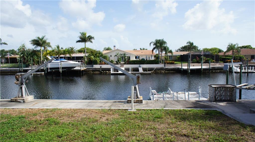 5052 ENSIGN LOOP, NEW PORT RICHEY, Florida 34652, 3 Bedrooms Bedrooms, 7 Rooms Rooms,2 BathroomsBathrooms,Residential,For sale,ENSIGN LOOP,U7837250