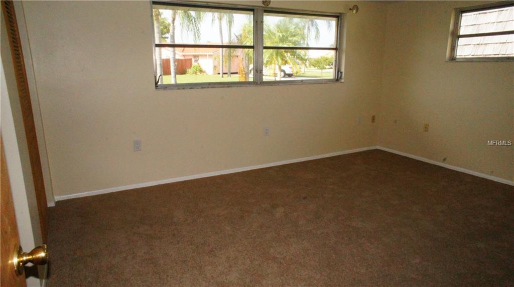 5052 ENSIGN LOOP, NEW PORT RICHEY, Florida 34652, 3 Bedrooms Bedrooms, 7 Rooms Rooms,2 BathroomsBathrooms,Residential,For sale,ENSIGN LOOP,U7837250