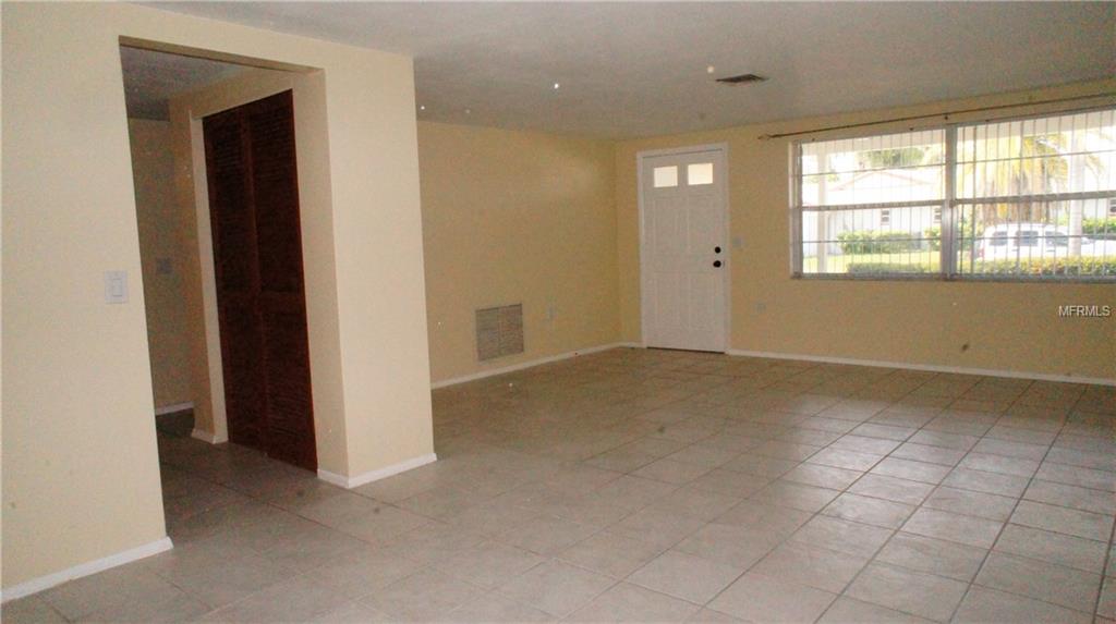 5052 ENSIGN LOOP, NEW PORT RICHEY, Florida 34652, 3 Bedrooms Bedrooms, 7 Rooms Rooms,2 BathroomsBathrooms,Residential,For sale,ENSIGN LOOP,U7837250