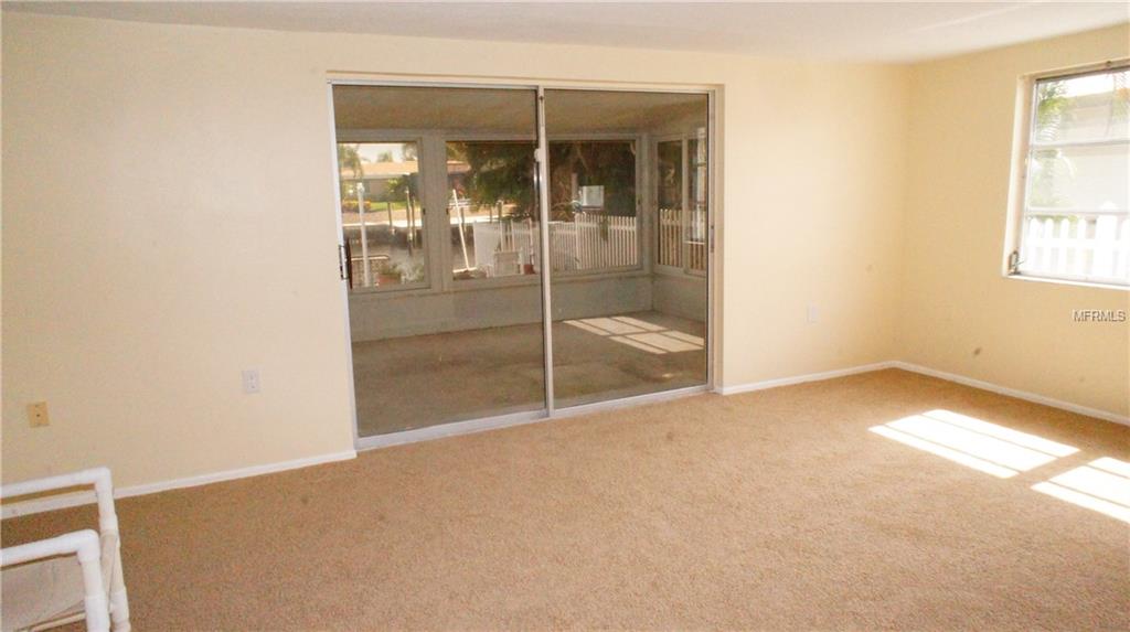 5052 ENSIGN LOOP, NEW PORT RICHEY, Florida 34652, 3 Bedrooms Bedrooms, 7 Rooms Rooms,2 BathroomsBathrooms,Residential,For sale,ENSIGN LOOP,U7837250