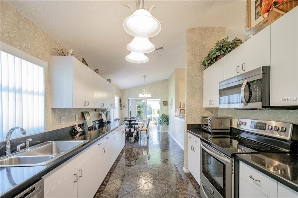 2244 BROOKFIELD GREENS CIRCLE, SUN CITY CENTER, Florida 33573, 2 Bedrooms Bedrooms, 9 Rooms Rooms,2 BathroomsBathrooms,Residential,For sale,BROOKFIELD GREENS,T2916344