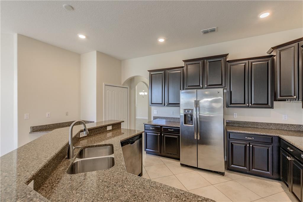 1428 DEUCE CIRCLE, DAVENPORT, Florida 33896, 4 Bedrooms Bedrooms, 7 Rooms Rooms,4 BathroomsBathrooms,Residential,For sale,DEUCE,O5554877