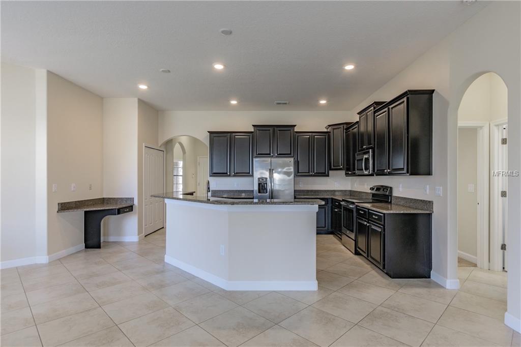 1428 DEUCE CIRCLE, DAVENPORT, Florida 33896, 4 Bedrooms Bedrooms, 7 Rooms Rooms,4 BathroomsBathrooms,Residential,For sale,DEUCE,O5554877