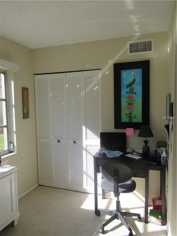 1239 S MARTIN LUTHER KING JR AVENUE, CLEARWATER, Florida 33756, 2 Bedrooms Bedrooms, 5 Rooms Rooms,2 BathroomsBathrooms,Residential,For sale,MARTIN LUTHER KING JR,U7844603