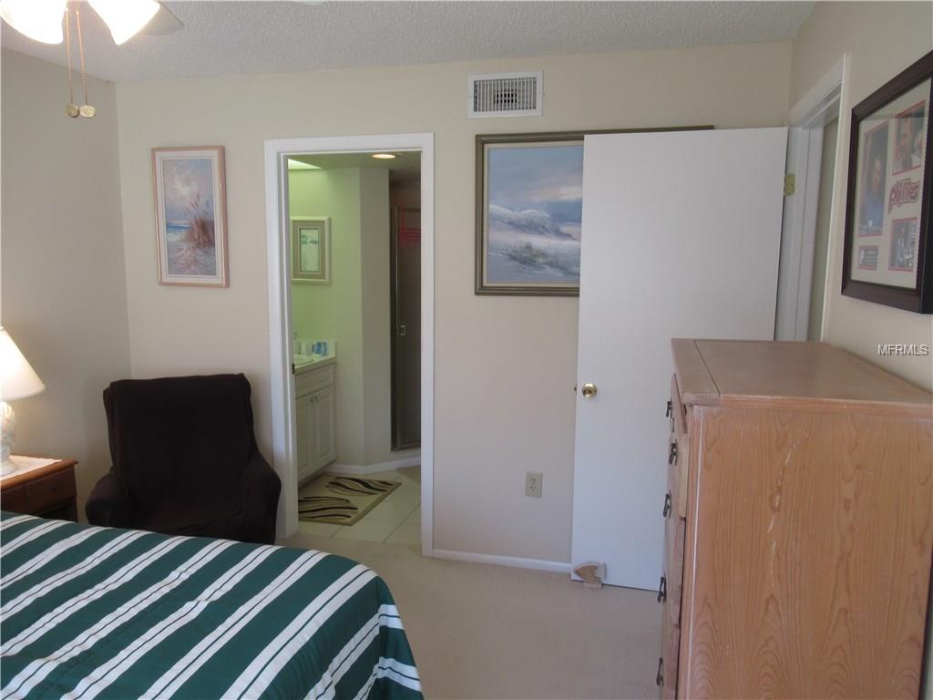 1239 S MARTIN LUTHER KING JR AVENUE, CLEARWATER, Florida 33756, 2 Bedrooms Bedrooms, 5 Rooms Rooms,2 BathroomsBathrooms,Residential,For sale,MARTIN LUTHER KING JR,U7844603