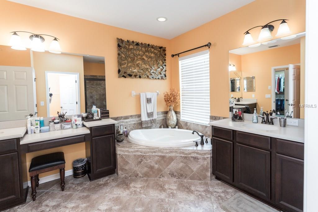 6124 CLIFF HOUSE LANE, RIVERVIEW, Florida 33578, 3 Bedrooms Bedrooms, 7 Rooms Rooms,2 BathroomsBathrooms,Residential,For sale,CLIFF HOUSE,T2926034
