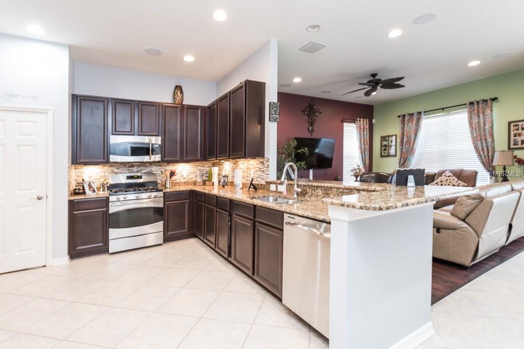 6124 CLIFF HOUSE LANE, RIVERVIEW, Florida 33578, 3 Bedrooms Bedrooms, 7 Rooms Rooms,2 BathroomsBathrooms,Residential,For sale,CLIFF HOUSE,T2926034