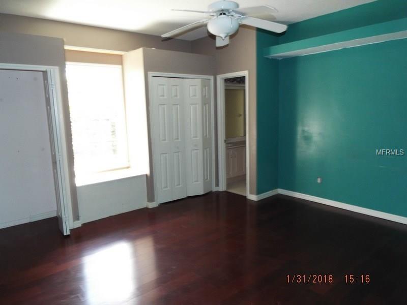 1503 N GREENLEAF COURT, WINTER SPRINGS, Florida 32708, 4 Bedrooms Bedrooms, 7 Rooms Rooms,3 BathroomsBathrooms,Residential,For sale,GREENLEAF,O5560025