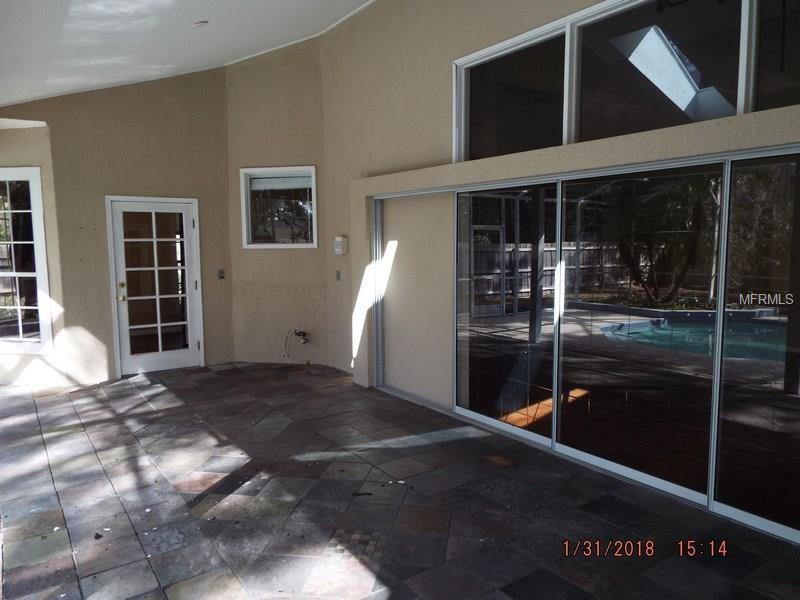 1503 N GREENLEAF COURT, WINTER SPRINGS, Florida 32708, 4 Bedrooms Bedrooms, 7 Rooms Rooms,3 BathroomsBathrooms,Residential,For sale,GREENLEAF,O5560025