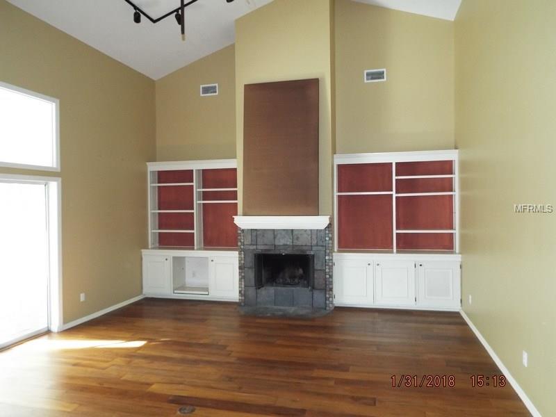 1503 N GREENLEAF COURT, WINTER SPRINGS, Florida 32708, 4 Bedrooms Bedrooms, 7 Rooms Rooms,3 BathroomsBathrooms,Residential,For sale,GREENLEAF,O5560025