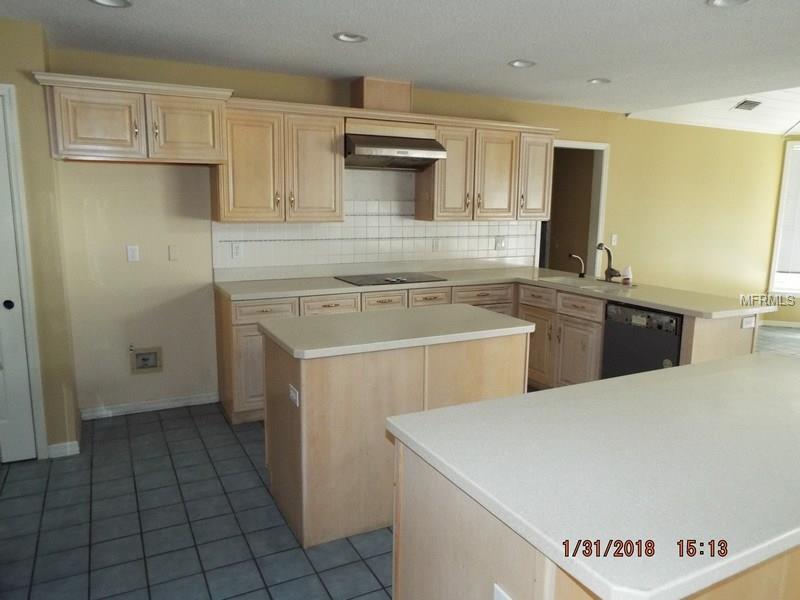 1503 N GREENLEAF COURT, WINTER SPRINGS, Florida 32708, 4 Bedrooms Bedrooms, 7 Rooms Rooms,3 BathroomsBathrooms,Residential,For sale,GREENLEAF,O5560025