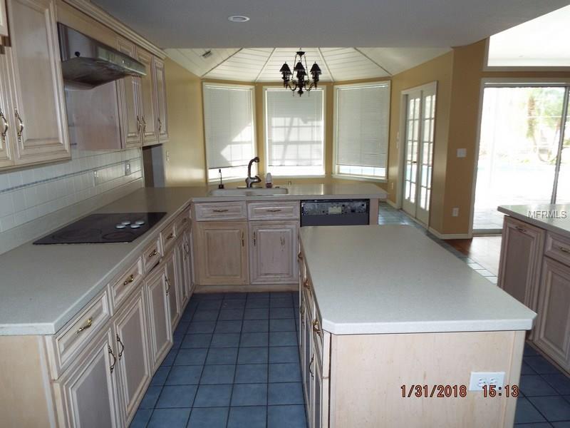 1503 N GREENLEAF COURT, WINTER SPRINGS, Florida 32708, 4 Bedrooms Bedrooms, 7 Rooms Rooms,3 BathroomsBathrooms,Residential,For sale,GREENLEAF,O5560025