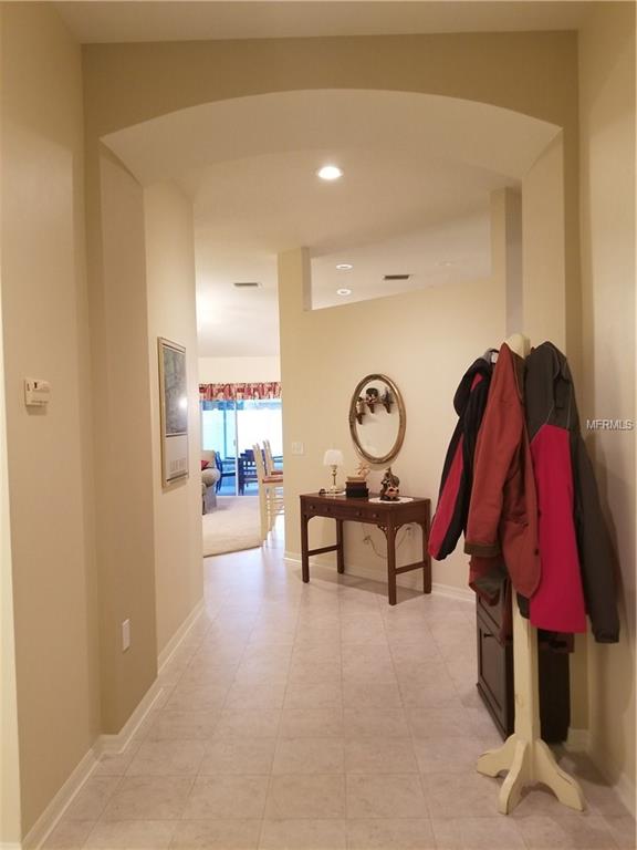 4701 ROUNDVIEW COURT, LAND O LAKES, Florida 34639, 3 Bedrooms Bedrooms, 7 Rooms Rooms,2 BathroomsBathrooms,Residential,For sale,ROUNDVIEW,H2204593