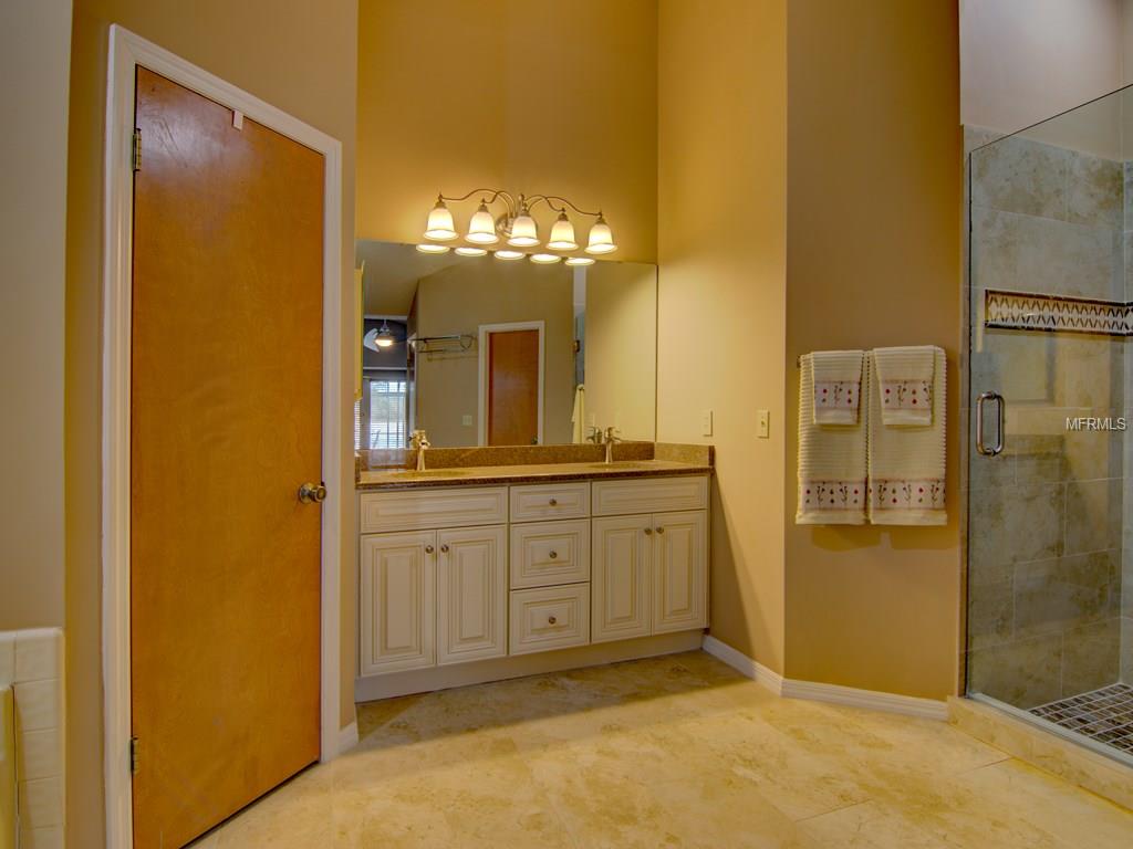 4802 STAHL COURT, ORLANDO, Florida 32817, 5 Bedrooms Bedrooms, 10 Rooms Rooms,3 BathroomsBathrooms,Residential,For sale,STAHL,O5561589