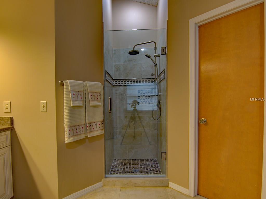 4802 STAHL COURT, ORLANDO, Florida 32817, 5 Bedrooms Bedrooms, 10 Rooms Rooms,3 BathroomsBathrooms,Residential,For sale,STAHL,O5561589