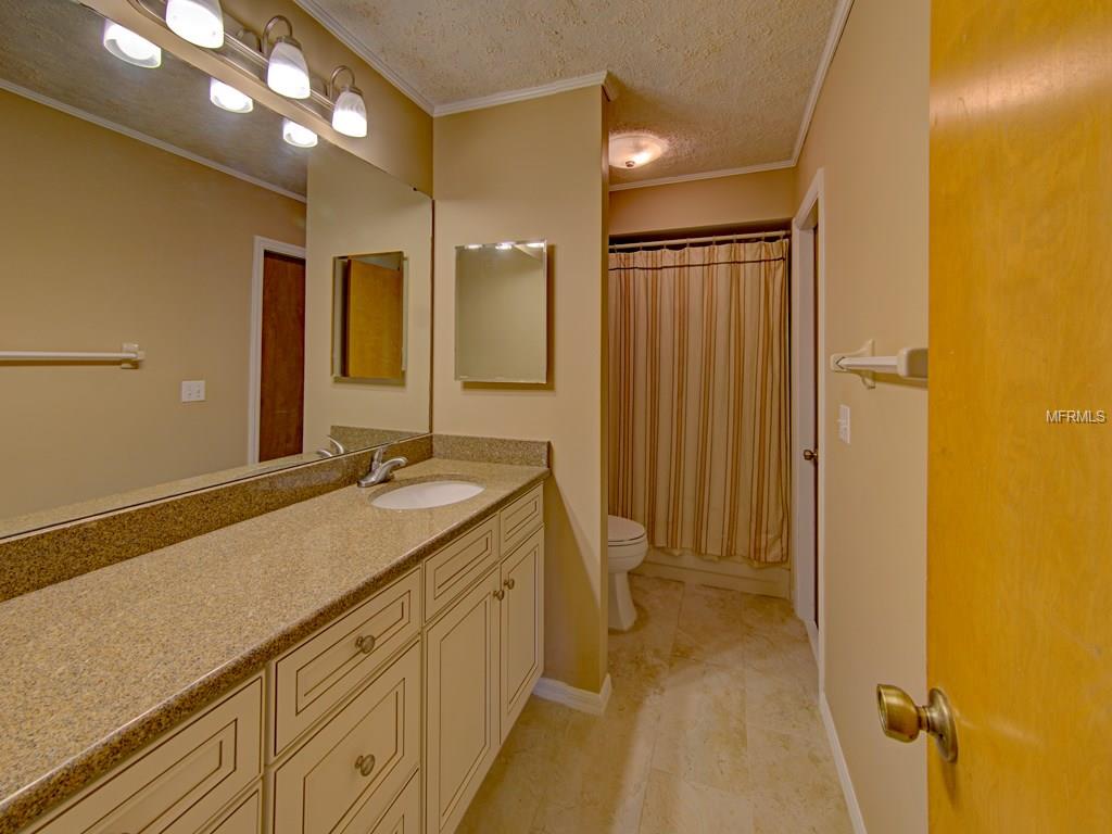 4802 STAHL COURT, ORLANDO, Florida 32817, 5 Bedrooms Bedrooms, 10 Rooms Rooms,3 BathroomsBathrooms,Residential,For sale,STAHL,O5561589