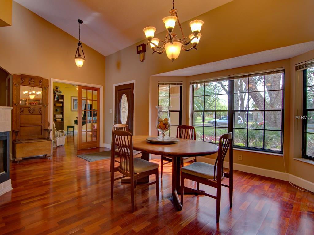 4802 STAHL COURT, ORLANDO, Florida 32817, 5 Bedrooms Bedrooms, 10 Rooms Rooms,3 BathroomsBathrooms,Residential,For sale,STAHL,O5561589