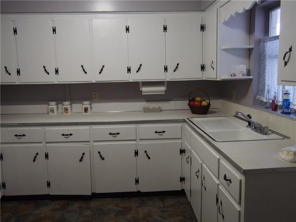 1506 33RD STREET NW, WINTER HAVEN, Florida 33881, 3 Bedrooms Bedrooms, 6 Rooms Rooms,1 BathroomBathrooms,Residential,For sale,33RD,P4719050