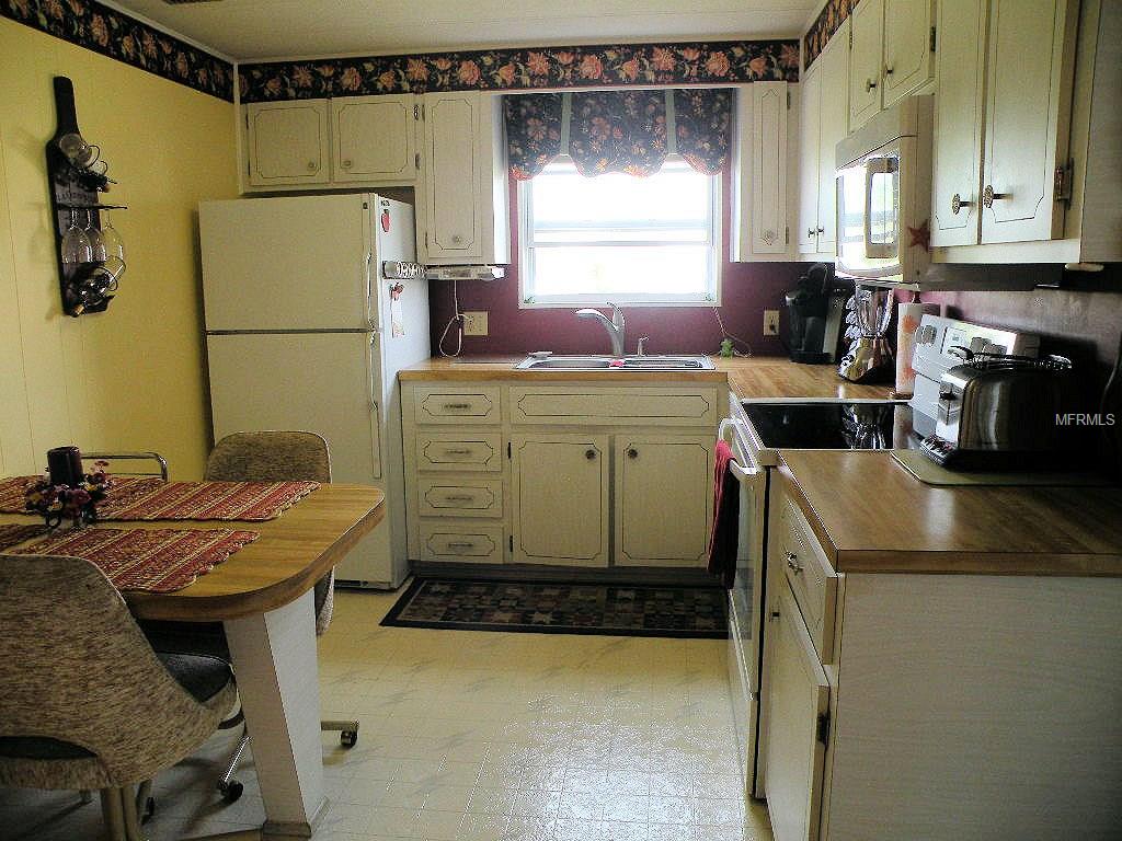 669 SUGAR PALM STREET, LARGO, Florida 33778, 2 Bedrooms Bedrooms, 6 Rooms Rooms,2 BathroomsBathrooms,Residential,For sale,SUGAR PALM,U7847519